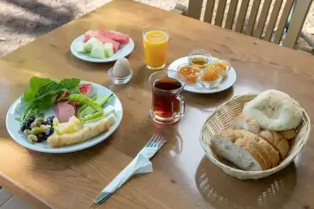 Ugur Pansiyon Çirali - 5