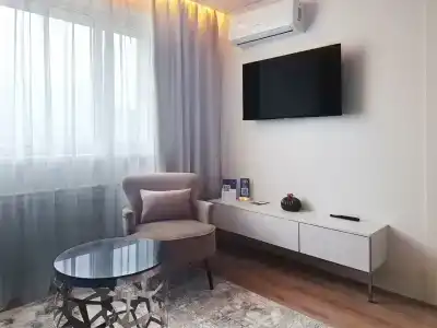 Vash Salut Apart - 34