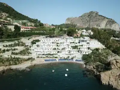 Blue Bay - 29