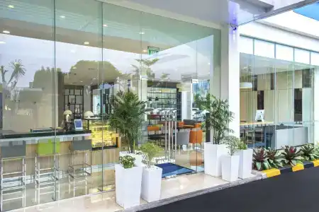 Holiday Inn Express Jakarta Menteng - 3