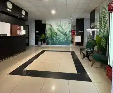 Viktoria - ZURO  - 46