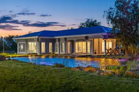 Abrau-Dyurso Na Plavnyah - 2