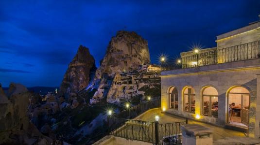 Caldera Cave & Restaurant - 27