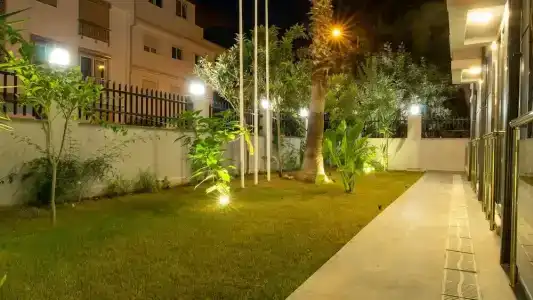 Opera Suites Apart - 6