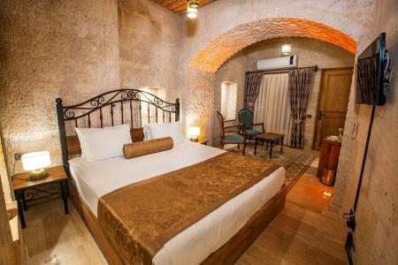 Caldera Cave & Restaurant - 45