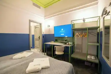 Maria Luisa by Introverts - 11