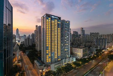 Ascott - 18