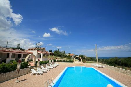 B&B Hibiscus - 11