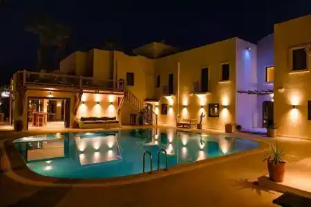 Bitez Corner Boutique - 6