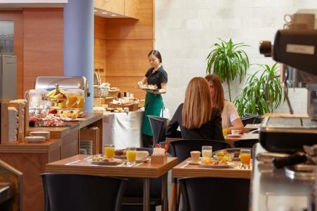 Barcelona Century - 21