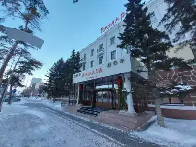 Ramada by Wyndham - 48