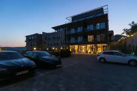 Royal Blue Resort & Residences - 9