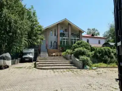 Wanderlust Riverside hostel - 24