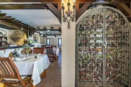 Manzara Boutique - 41