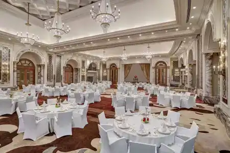 Al Habtoor Palace - 44