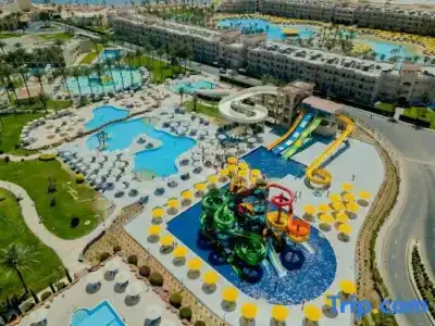 Beach Albatros Resort - 8