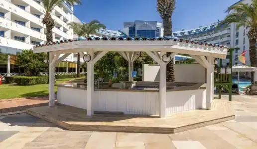 Crystal Admiral - 11