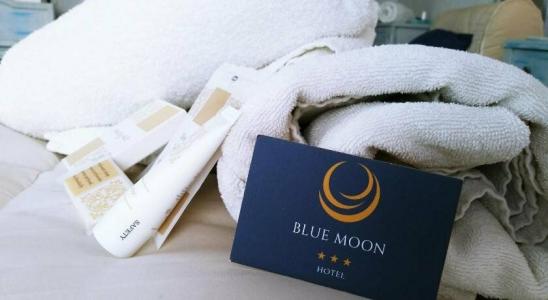 Blue Moon - 3