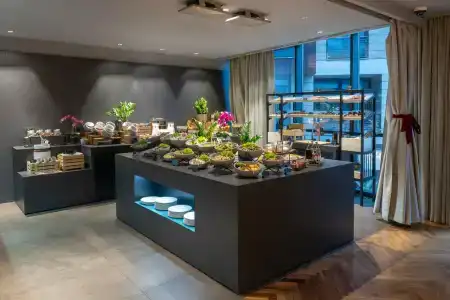 Crowne Plaza PODGORICA by IHG - 6