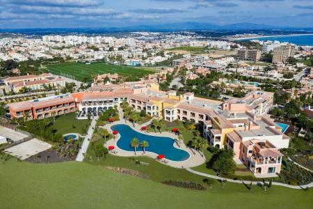 Cascade Wellness Resort - 12