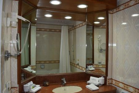 Samrat, New Delhi - 48