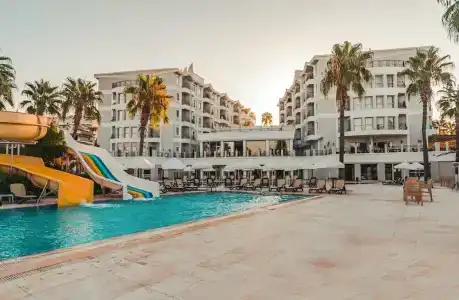 Royal Atlantis Beach - 32