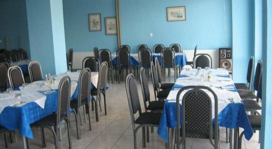 Adria - 33