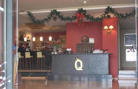 Queens Leriotis - 20