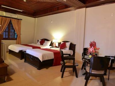 Thuy Duong Boutique Hue - 24