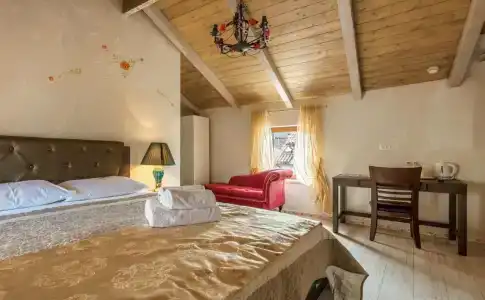 Heritage Palace Varos - Mag Quaint & Elegant Boutiques - 36