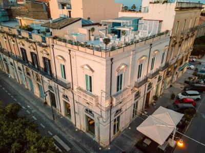 Caportigia Boutique - 20