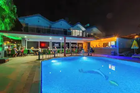 Sayanora & Park - 33