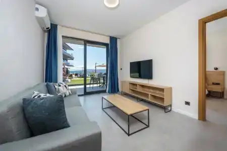 Royal Blue Resort & Residences - 37