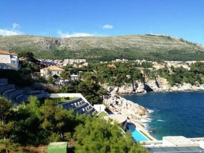 Guest House Steel - 2