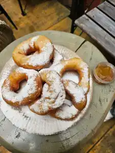 Victoria Lidval - 25