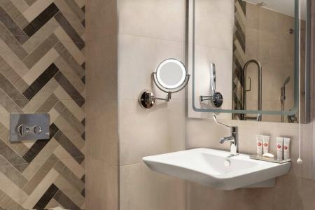 Ramada by Wyndham - 32