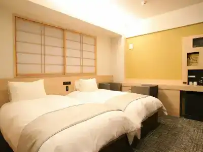 M’s Est Shijo - Karasuma - 33