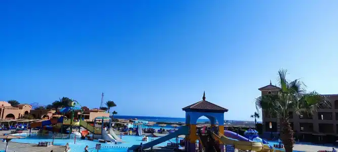 Charmillion Gardens Aquapark - 23