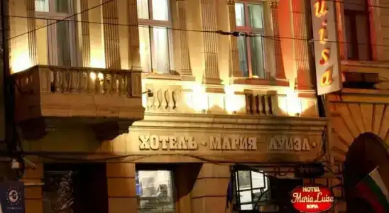 Maria Luisa by Introverts - 37