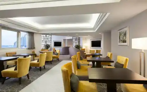 Sheraton Gateway Los Angeles - 16