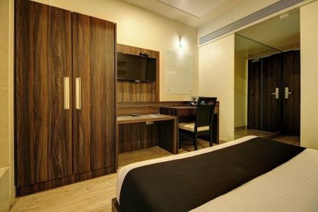 Mumbai House Juhu - 19