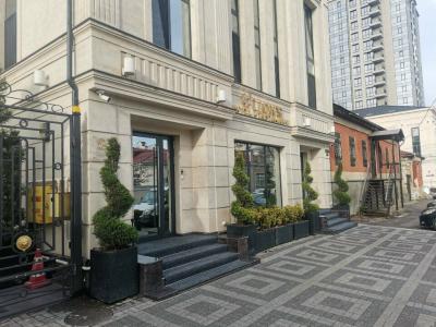 Lion's - 1