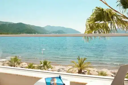 The Beachfront Adult Only 16 Plus - 38