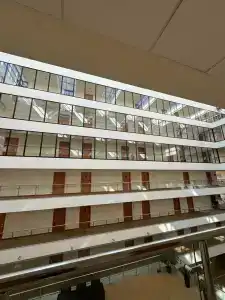 Holiday Inn, an IHG - 17