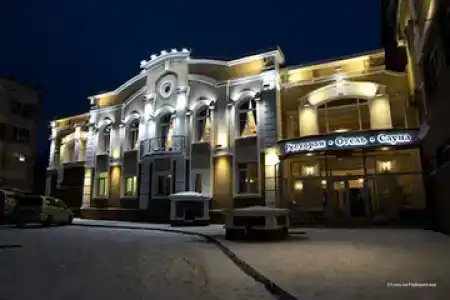 на Набережной - 42