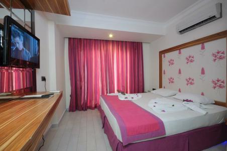 Cle Beach Boutique - 67