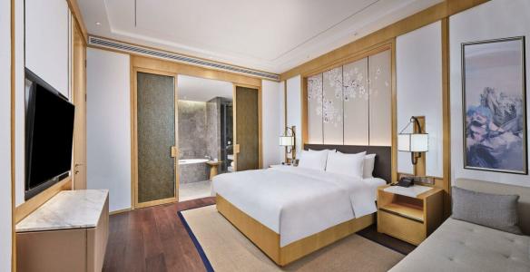 HUALUXE Suzhou Bay Hot Spring Resort, an IHG - 33