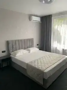 Randevu na Shodnenskoy - 1