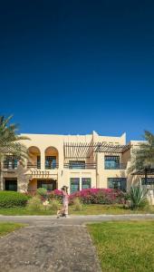 Novotel Bahrain Al Dana Resort - 44