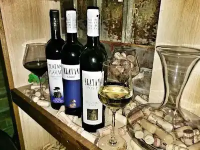 Heritage Palace Varos - Mag Quaint & Elegant Boutiques - 16